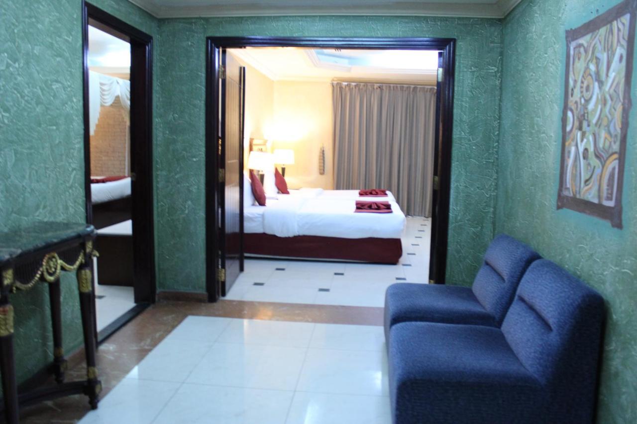 Oriental Corner Hotel Apartments Llc Дубай Екстериор снимка