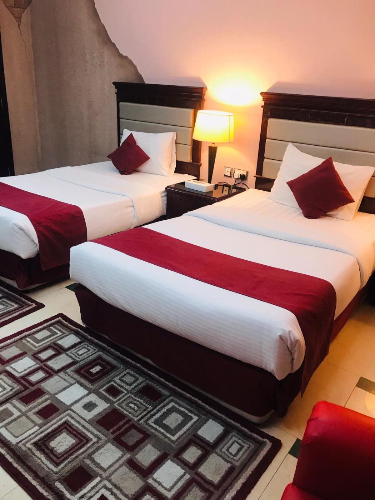 Oriental Corner Hotel Apartments Llc Дубай Екстериор снимка